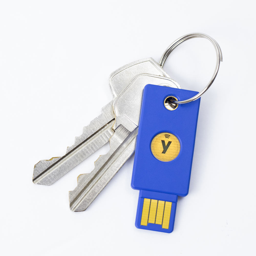 Titan Security Key - FIDO2 USB-A/USB-C + NFC