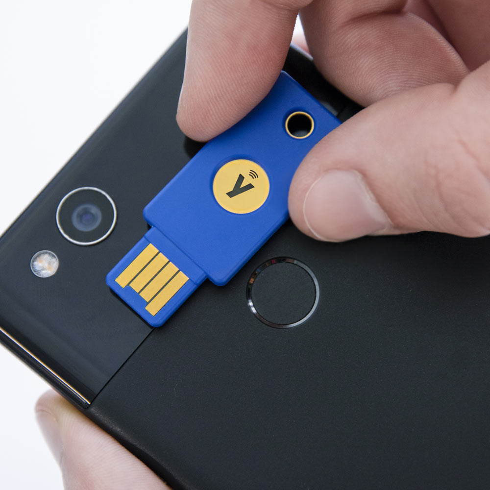 Security Key NFC by Yubico